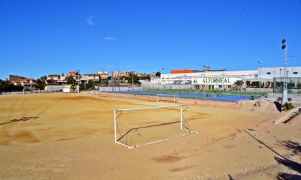 Adjudicada la obra de instalación de césped artificial en el campo de fútbol de Altorreal
