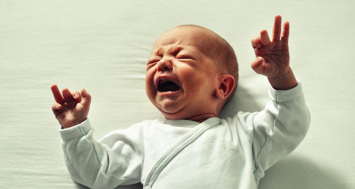 Dejar llorar o no: el falso debate sobre cómo dormir a los niños