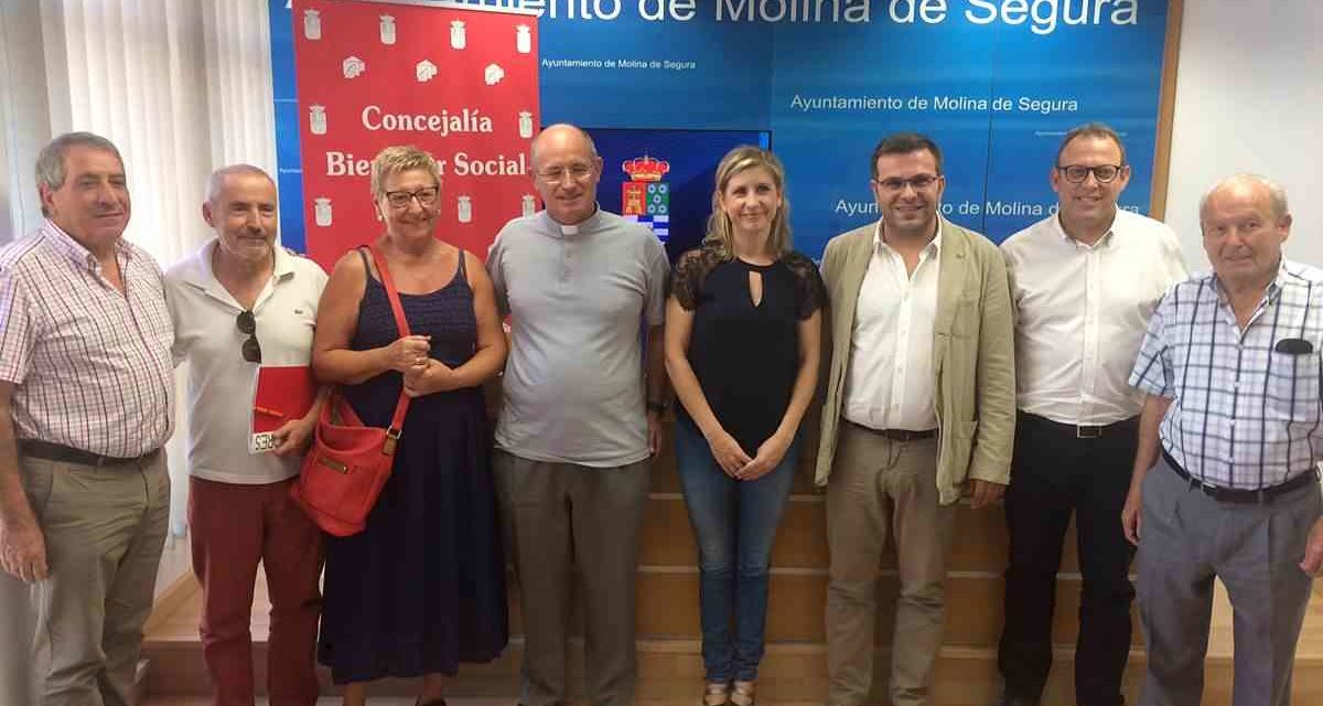 El Ayuntamiento y Cáritas firman un convenio para atender a personas en situación de exclusión social grave